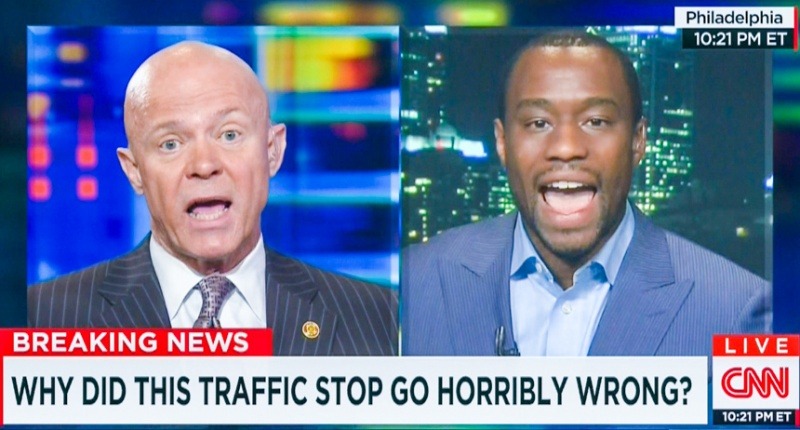 belindapendragon:  gladi8rs:  smdxn:    CNN panel explodes after ex-cop says Sandra