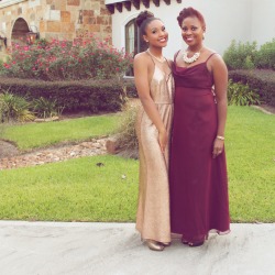 thesda:  me and my mom headed to a gala last night 🙆🏾  Look at these flawless-skinned black women here!