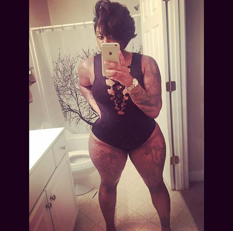 dolemite666:  footz76:  She’s a beast👅🔥🔥🔥🔥👅  OhhhWeee All Dat