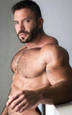 Fur, Tats, Leather and Scruff...