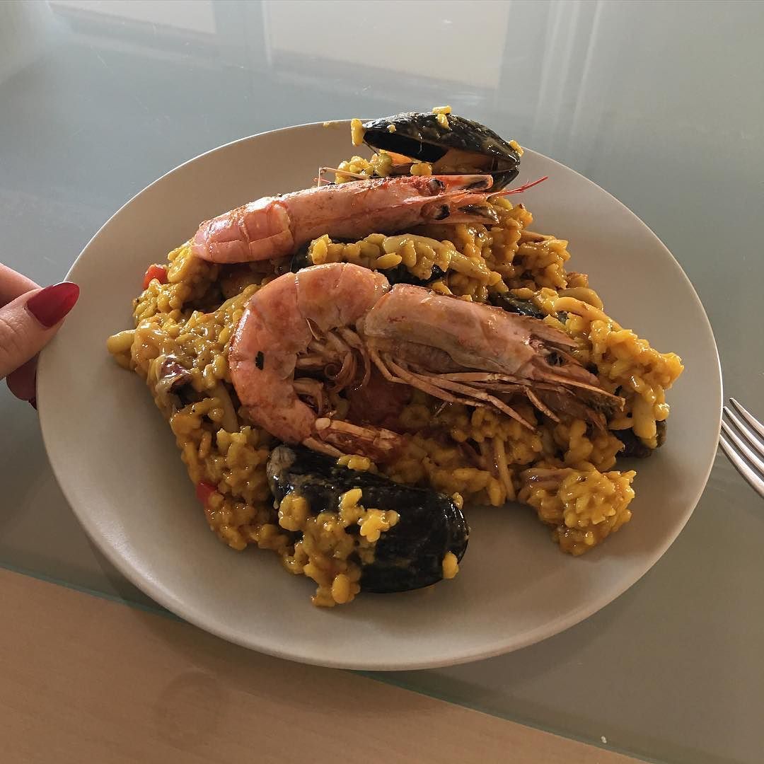 Lunch time by alettaoceanxxxx_