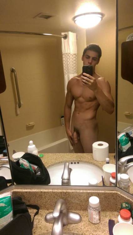 XXX Str8bros Selfies photo