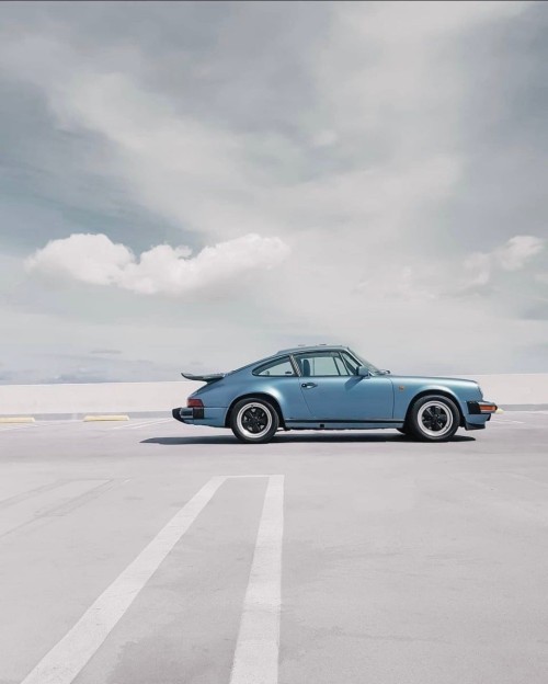 frenchcurious:Porsche. - source I love Oldskool.