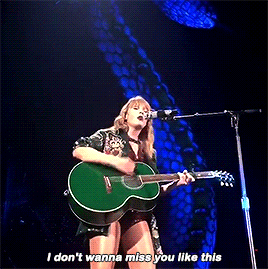 dailyswiftgifs:-