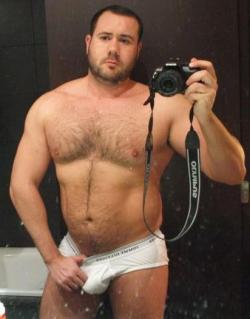 fhabhotdamncobs:  y-fronts-guy:  Phoar!! Come over here and get royally porked!!  ♂♂
