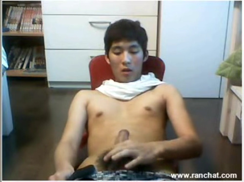 sghbst:  Weekend special - Korean boy jerking off Click here for the video (Password: 3901) Enjoy!  :) 
