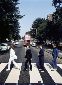 onlypaulmccartney:  The Beatles in an alternate