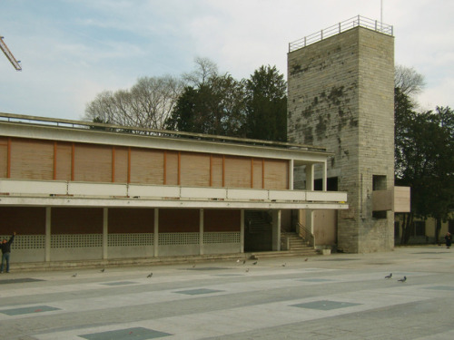 sbeltrami:  Giuseppe Terragni | ITINERARIO 12-01 Lissone (MB) | Italy | Piazza Libertà Casa d