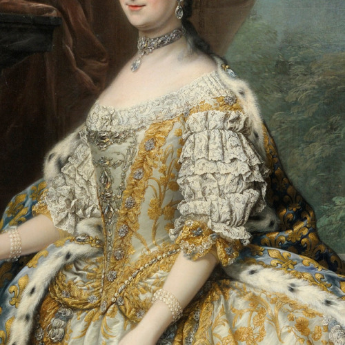 wonderwarhol:Detail of Marie Leszczinska, Queen of France, 1747, by Charles-André van Loo (17