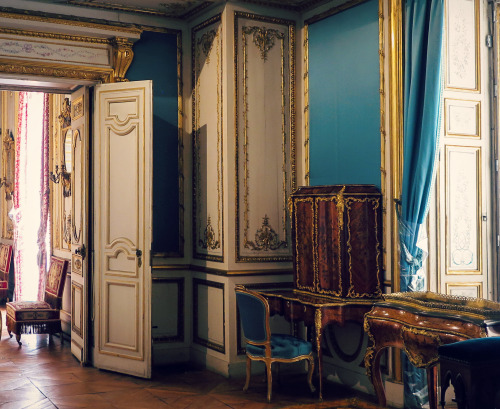 photoencounters:Château de Chantilly. Photos by Amber Maitrejean