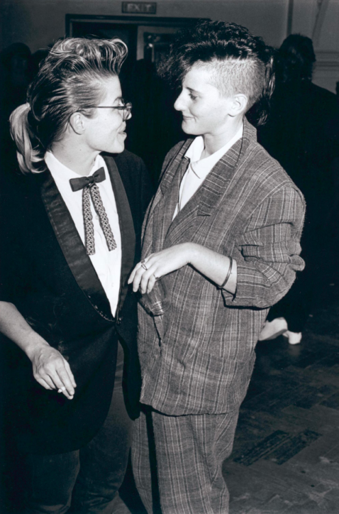 lesbianherstorian:the women’s dance at st. kilda town hall in melbourne, australia, photograph