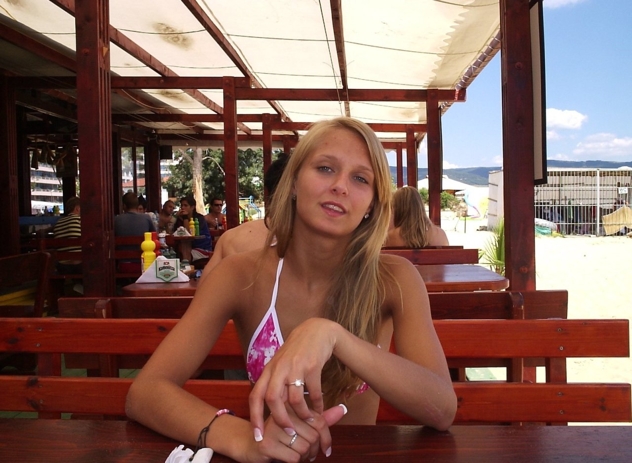 german-sexlover:  Urlaub kann doch so geil sein……