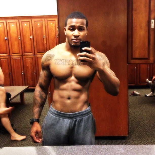 blackgayporn:  #SeriouslySexySundays - we end the day with some serious eye-candy: