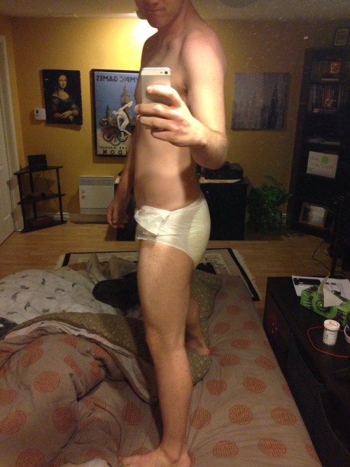 lilprincebabar:  Somebody might have gotten really wet and messy yesterday morning :$ Sorry for the blurry photos :P 