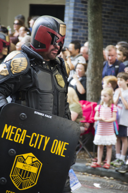 herochan:  Cosplay at the 2013 Dragon Con Parade Check out the full gallery here. Images by The Red Letter 