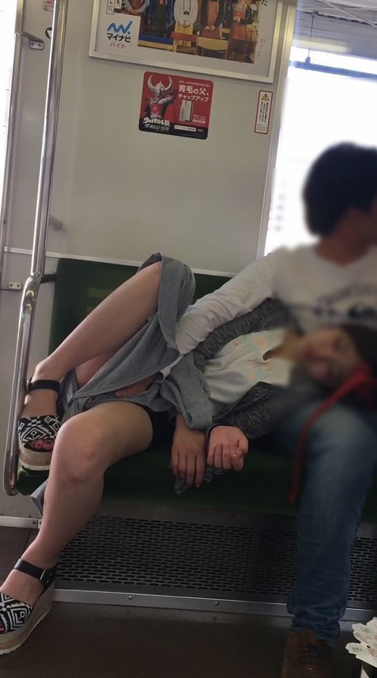 myiloveupskirt:  mitainen:  那么累吗？