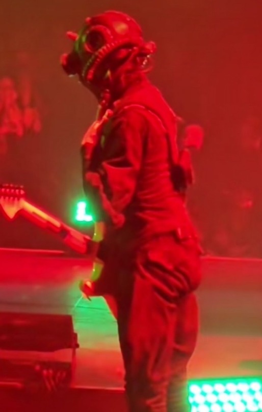 Ain’t An Ounce Of Ass On That Ghoul 
