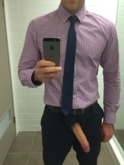 Njstud:  Hot Office Bathroom Shot…Thank Buddy