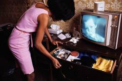 secretcinema1:  Diana Ross in a hotel room at the Apollo, New York, 1965, Bruce Davidson