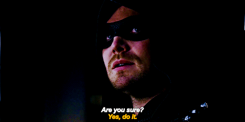 arrowsource:  Oliver placing all of his faith on Felicity  