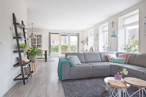 househunting:€ 319,500/3 brWestzaan, Netherlands