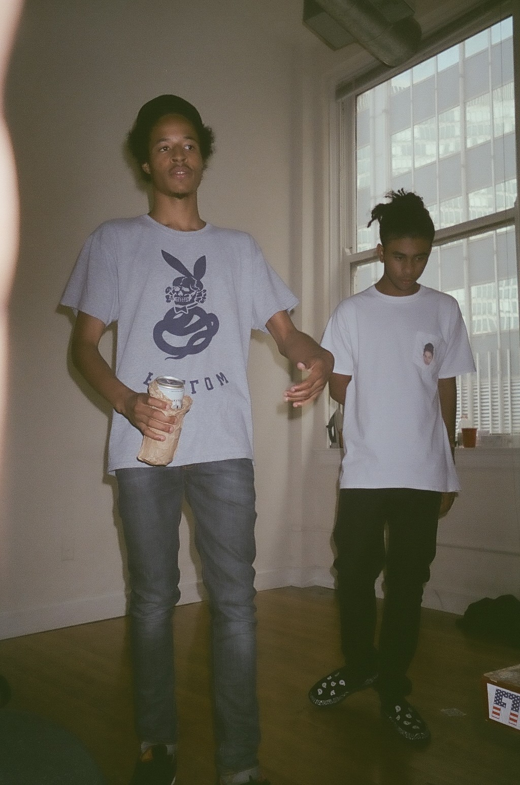 threeonine:  Money, clothes and sour 