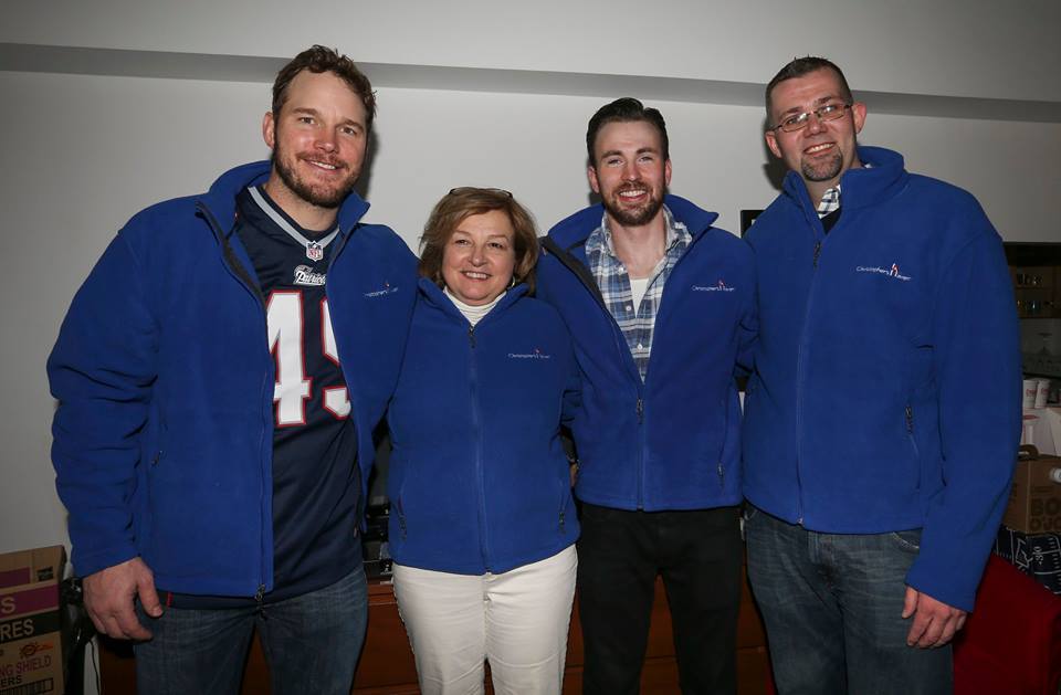 just-call-me-mrs-captain:  Chris Evans &amp; Chris Pratt visit at Christopher’s