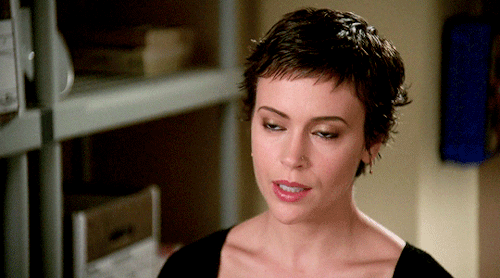 dailycharmed: Alyssa Milano as Phoebe Halliwell on Charmed → 6.09 “Little Monsters”