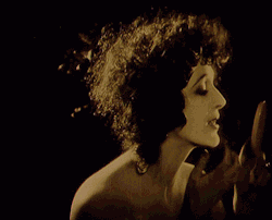 julia-loves-bette-davis:  Tamara Geva │ Die freudlose Gasse, 1925 