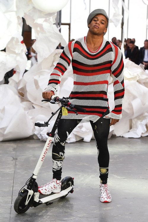 therudecouture: …well damn. Okay we see you Vivienne Westwood Spring 2019 ready-to-wear colle
