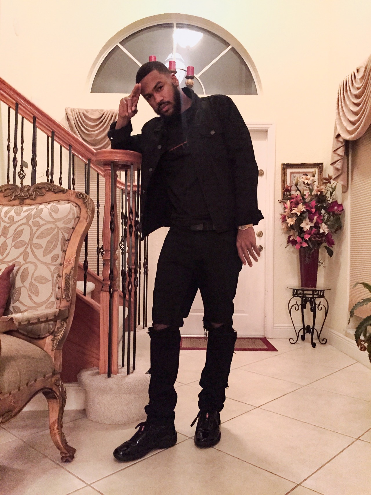 designermojo:All Black Like It’s A Blackout 