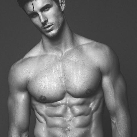 billyraysorensen:  Awesome body …Dusty Lachowicz