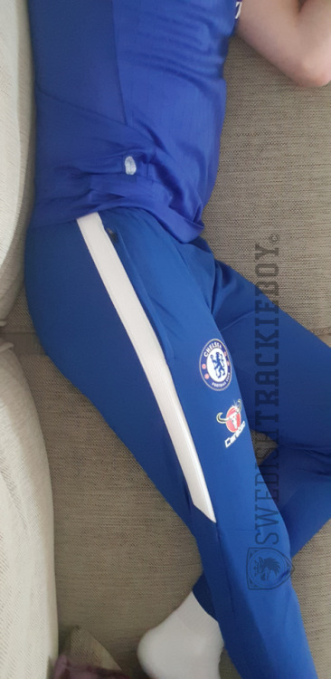 Enjoying Chelsea gear :)