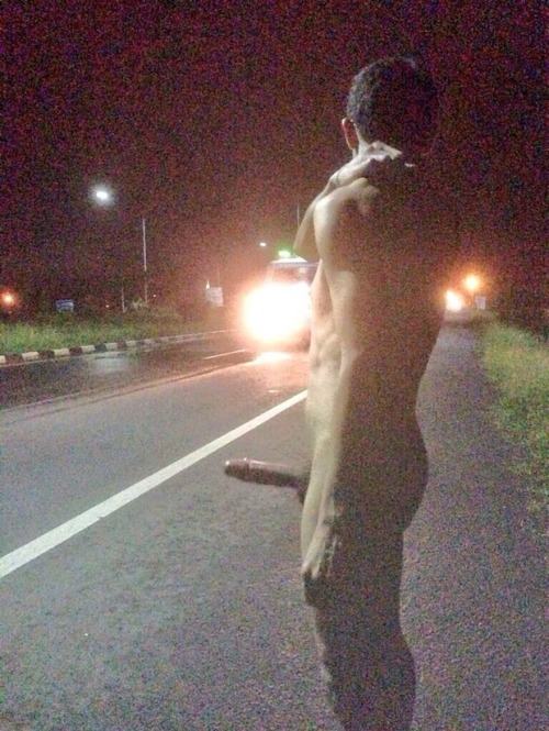 glad2bhere:  i love night time grainy photos like this ……  the guy’s ok too …….
