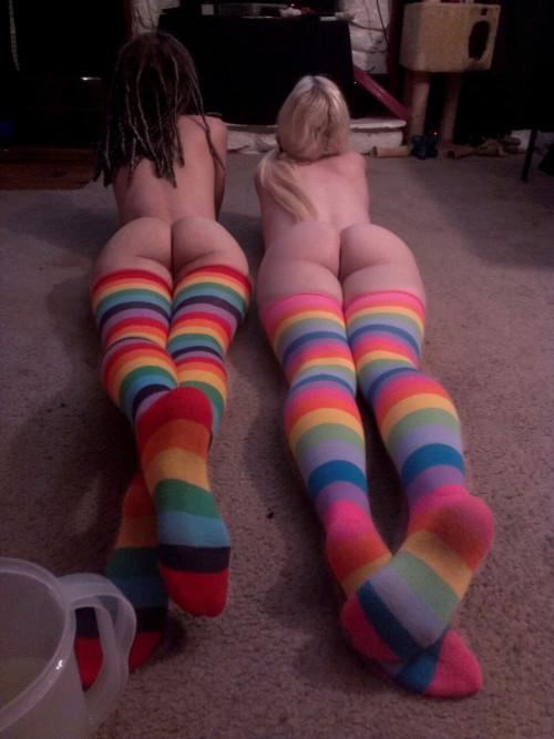 teenstakeselfie:A double rainbow wow