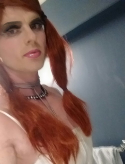 bubblebutt-sissygurl:Expose me please !