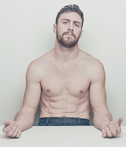 eroticcomag:  ACTOR: Aaron Taylor Johnson