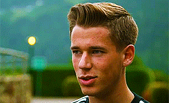 Happy 24th Birthday, Erik Durm!