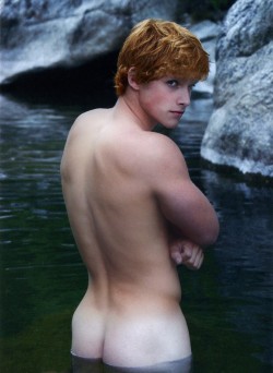 gingers-snaps:I’ll show you, but remember… the water is cold!!