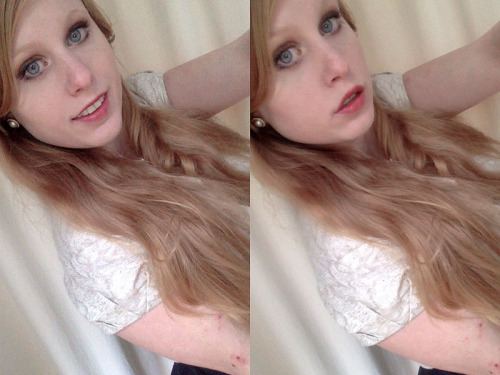 devoninheaven: i look cute and i couldn’t pick so