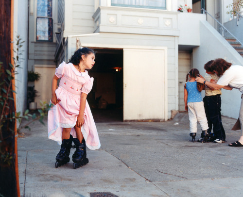 20aliens: Rollerblade Girl, San Francisco. (HP Library 2001)Chris Buck