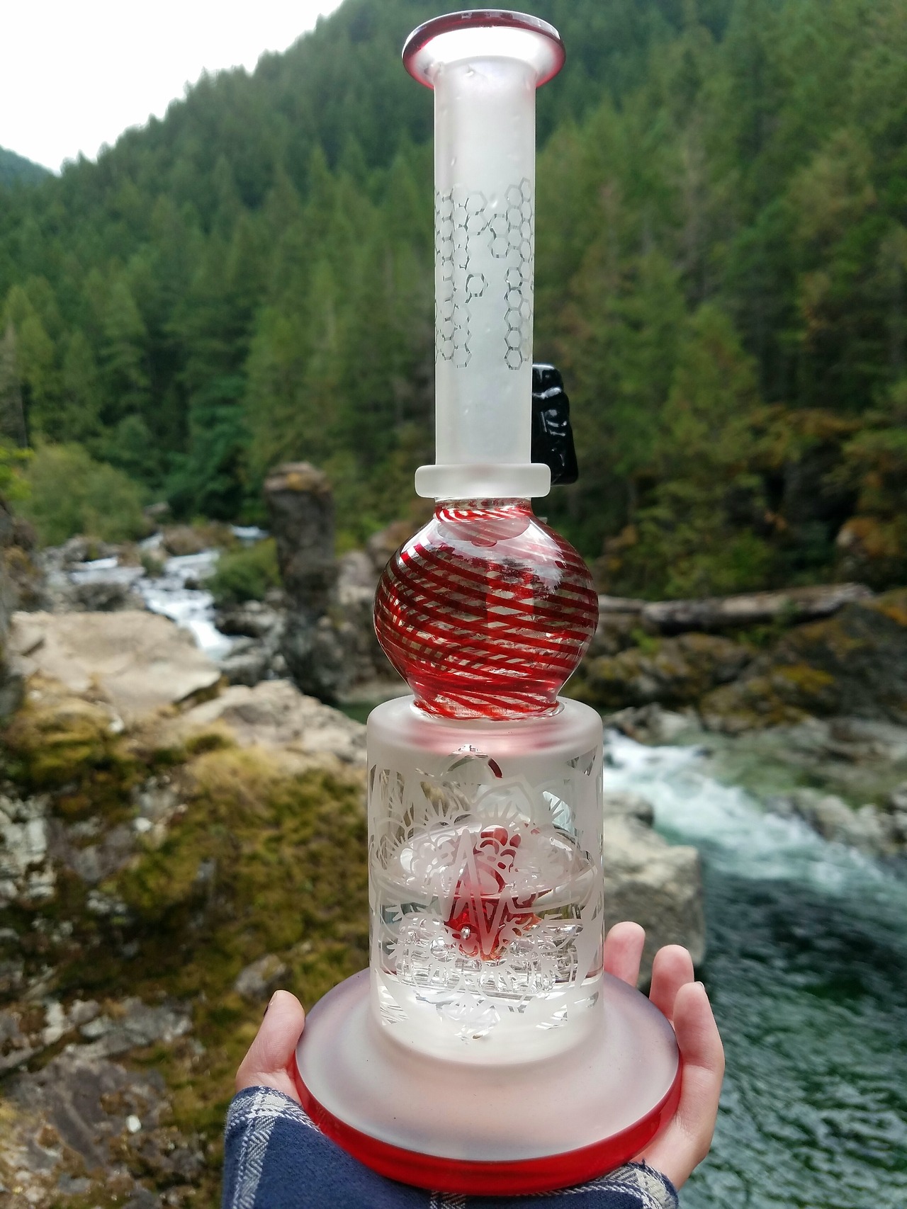 doobiedrewbie:  Took the PulseGlass bong out for once. ❤