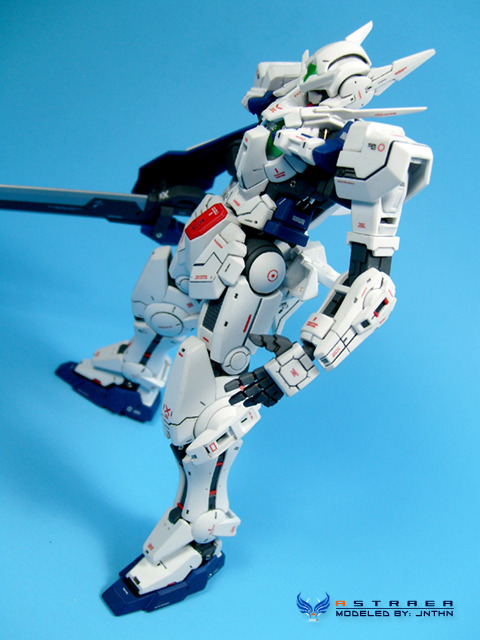 ani-plamo:  1/144 HG00 Exia Astrea Gundam by Jnthn 