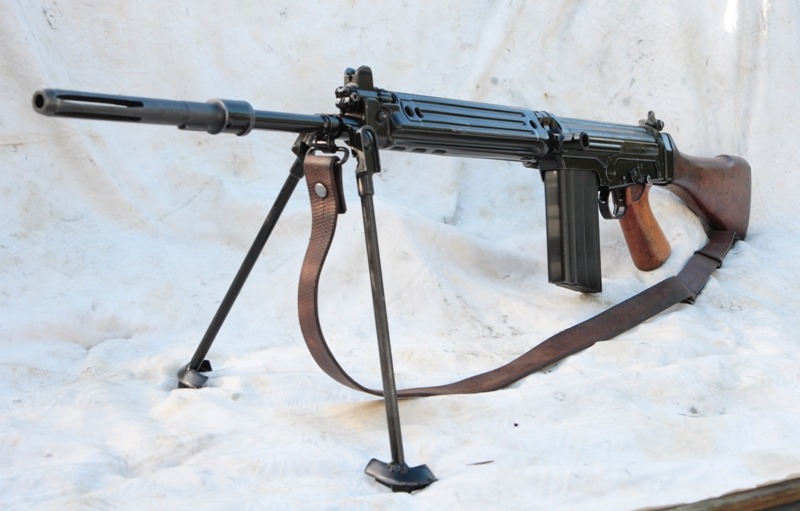 sacred-fox:  Some L1A1 pornography. 