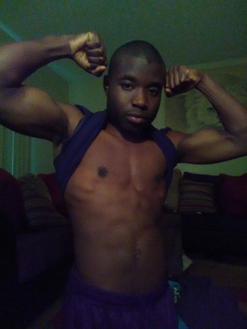 discreetfatass:  I want him☺️👅message me 😩