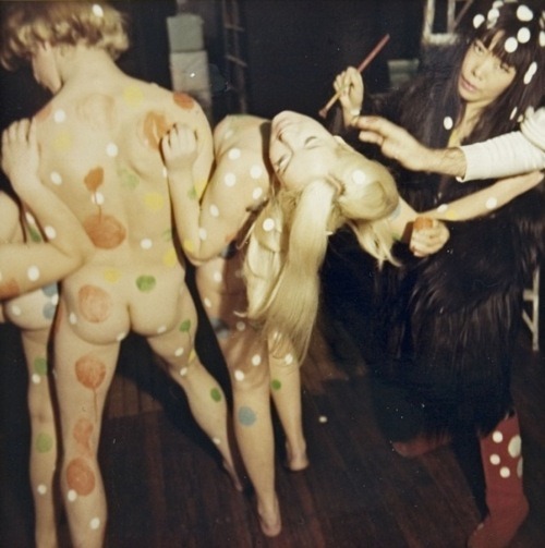  Yayoi Kusama 