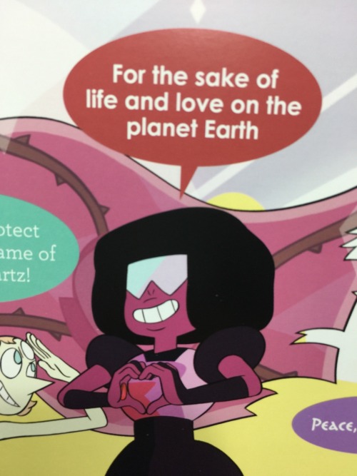 sciencebeotch:  There is so much beautiful Garnet in Guide to the Crystal Gems 