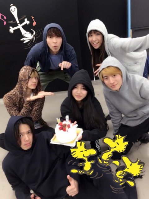 renacchiizu:  Tanochan celebrating her 20th birthday with the cast of “You’re