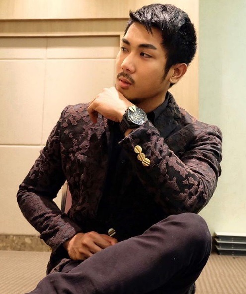 Hot Asian Guys