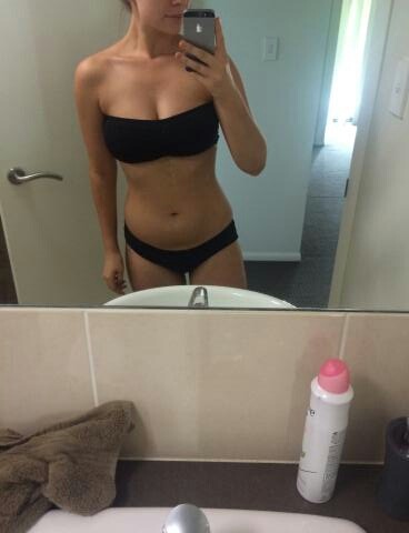 fl0ral-nipples:🙈🙈 just a photoset for all my lovely followers 😈😈